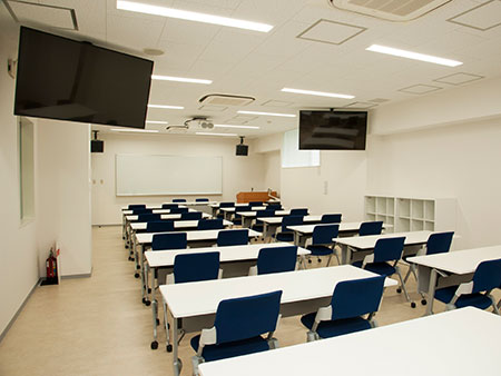 屋内訓練棟