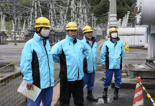 安全巡視をする青嶋社長