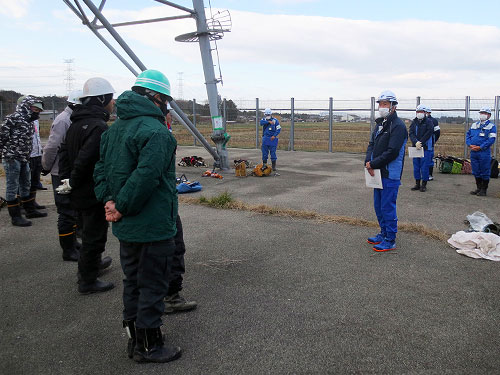 訓示をする野田社長