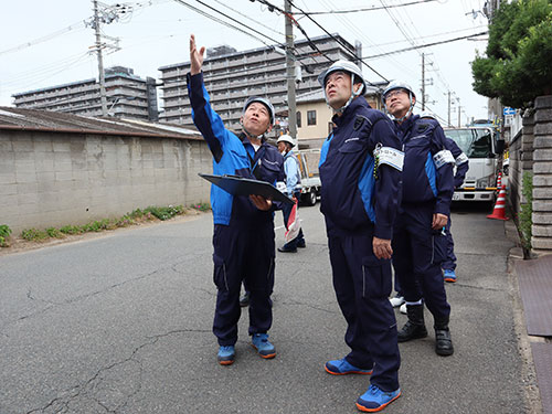 安全巡視をする大久保社長