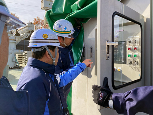 安全巡視をする大久保社長