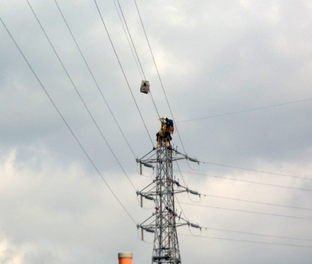 小松線他架空地線張替工事