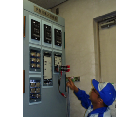 保護継電器盤現地改良工事